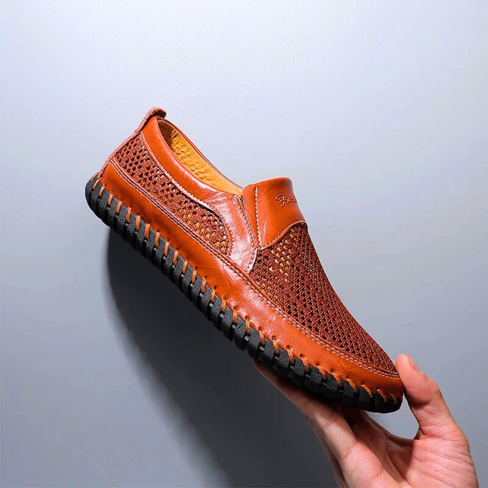 Brown / 15